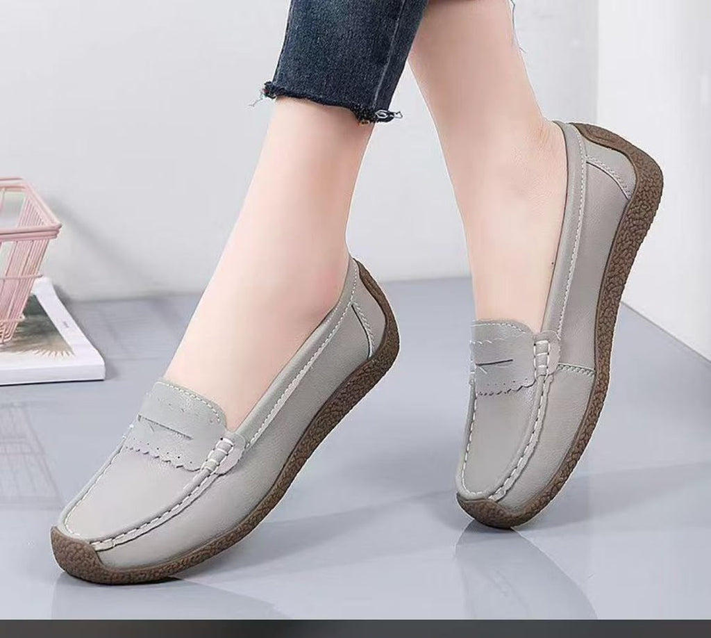 Leather Breathable Hole Design Easy Slip-On Summer Women's Shoes