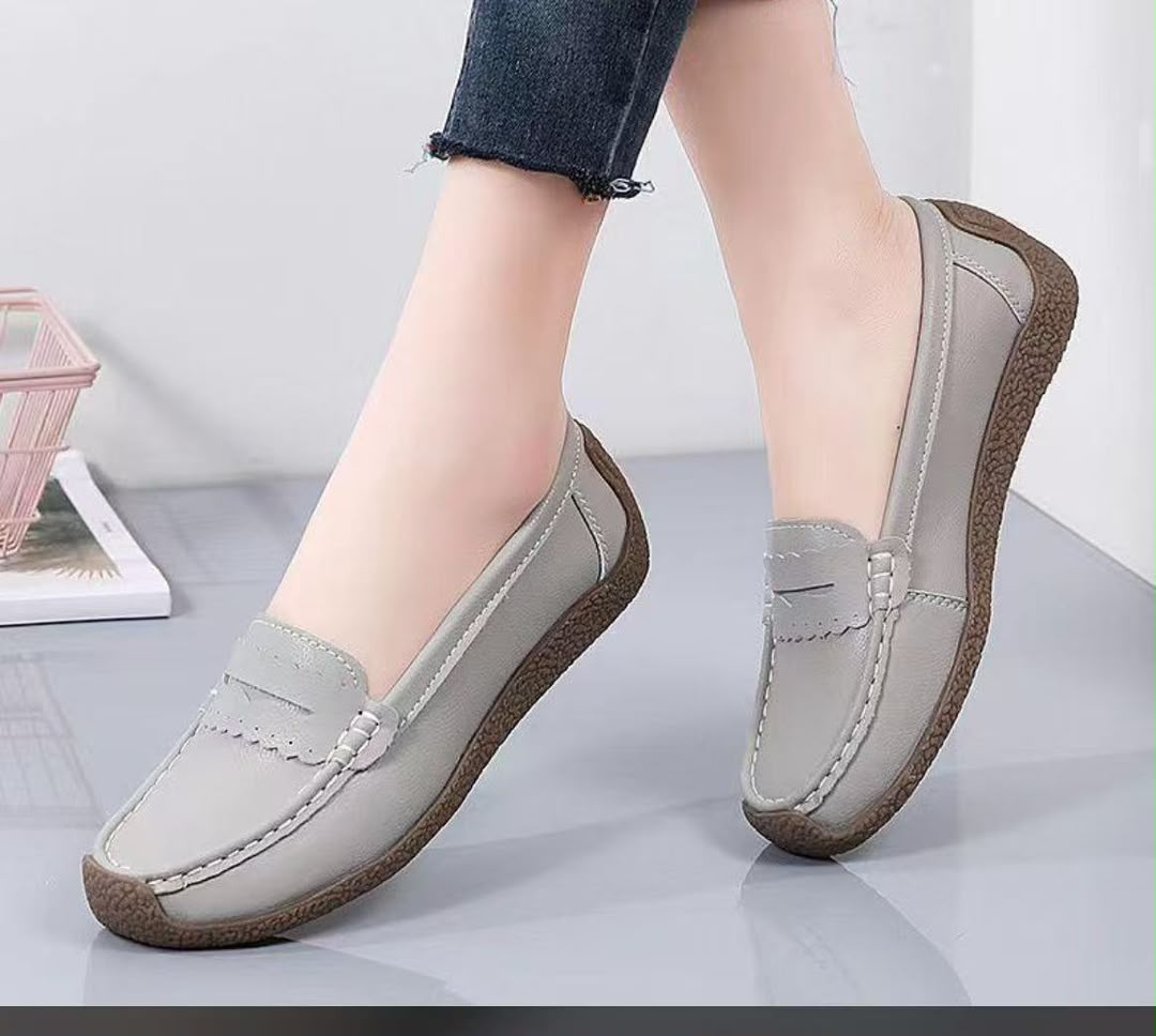 Leather Breathable Hole Design Easy Slip-On Summer Women's Shoes