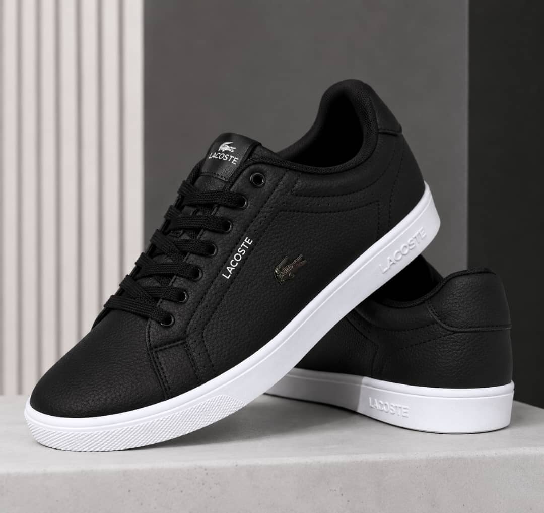 Lacoste Men's Carnaby Evo Leather Sneakers