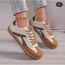 A retro-style, low-top casual design Walking Classic