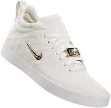 Nike Tiempo Vetta '17 sneakers
