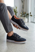 Black and navy-blue Timberland casual sneakers