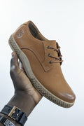 Brown leather casual lace-up shoe