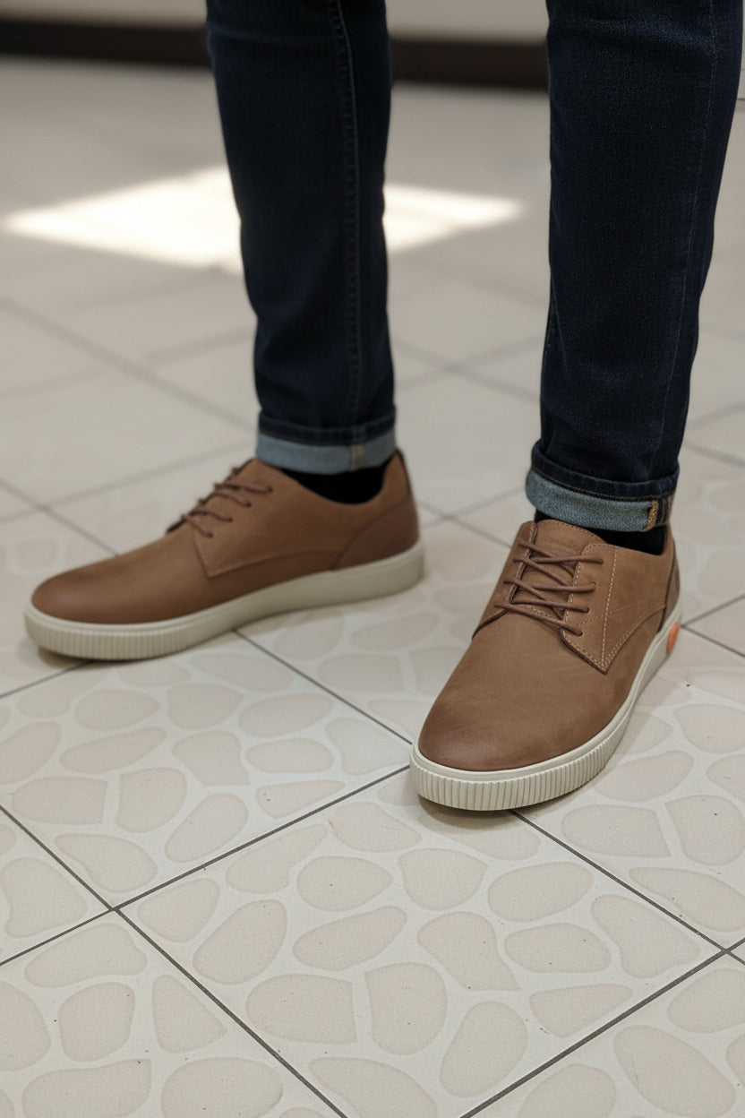 Brown leather Timberland smart casual low-top shoes