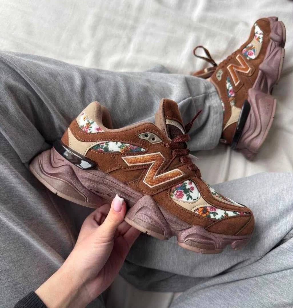 New Balance x atmos pink