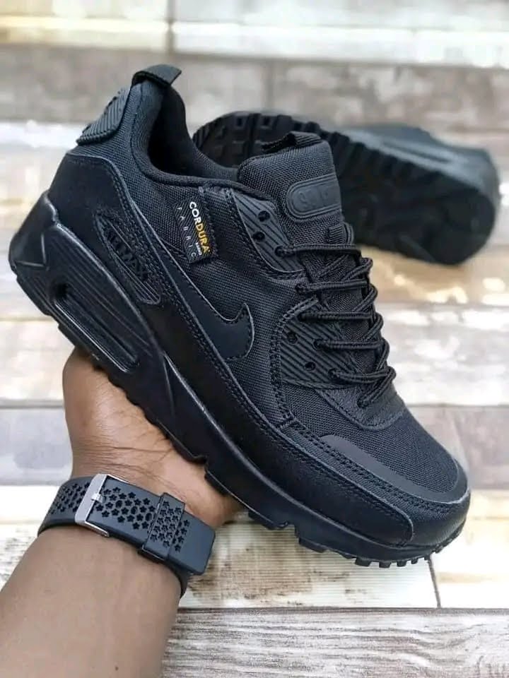 Nike Air Max 90 Surplus-Black