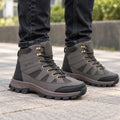 Outdoor hiking boot