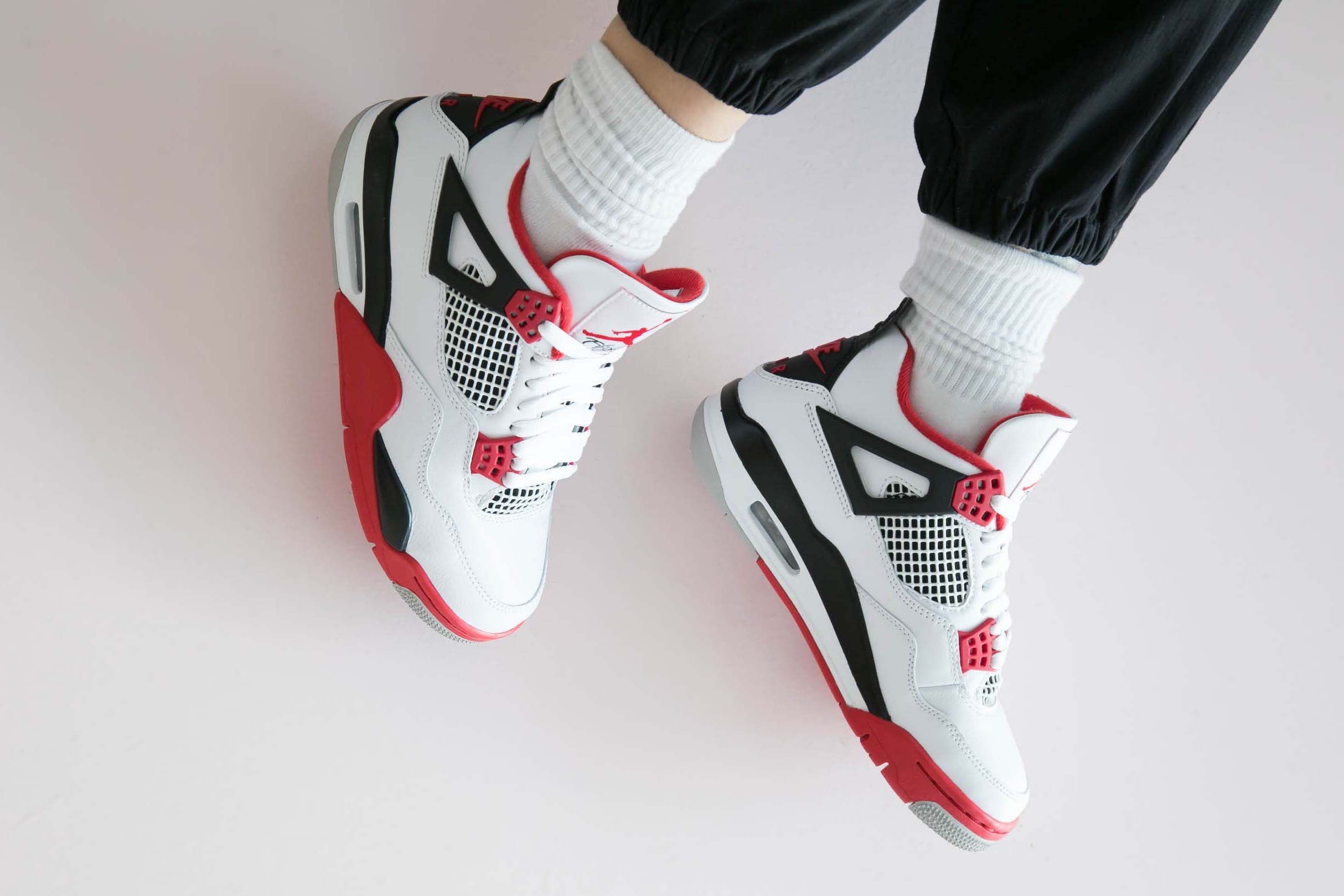 Nike Air Jordan 4 Retro "Fire Red" sneakers