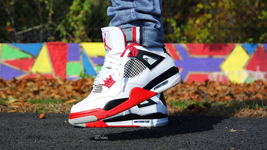 Nike Air Jordan 4 Retro "Fire Red" sneakers