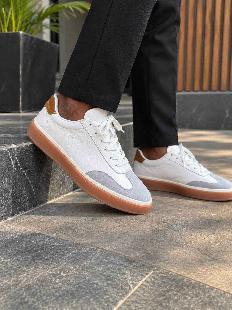 white low-top casual sneakers