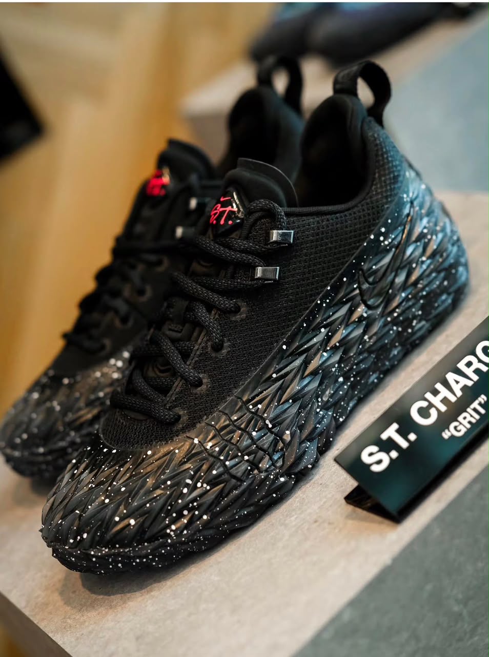 Nike S.T. Charge EP "Black