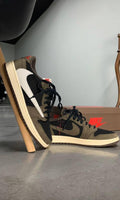 Travis Scott x Air Jordan 1 Low sneakers