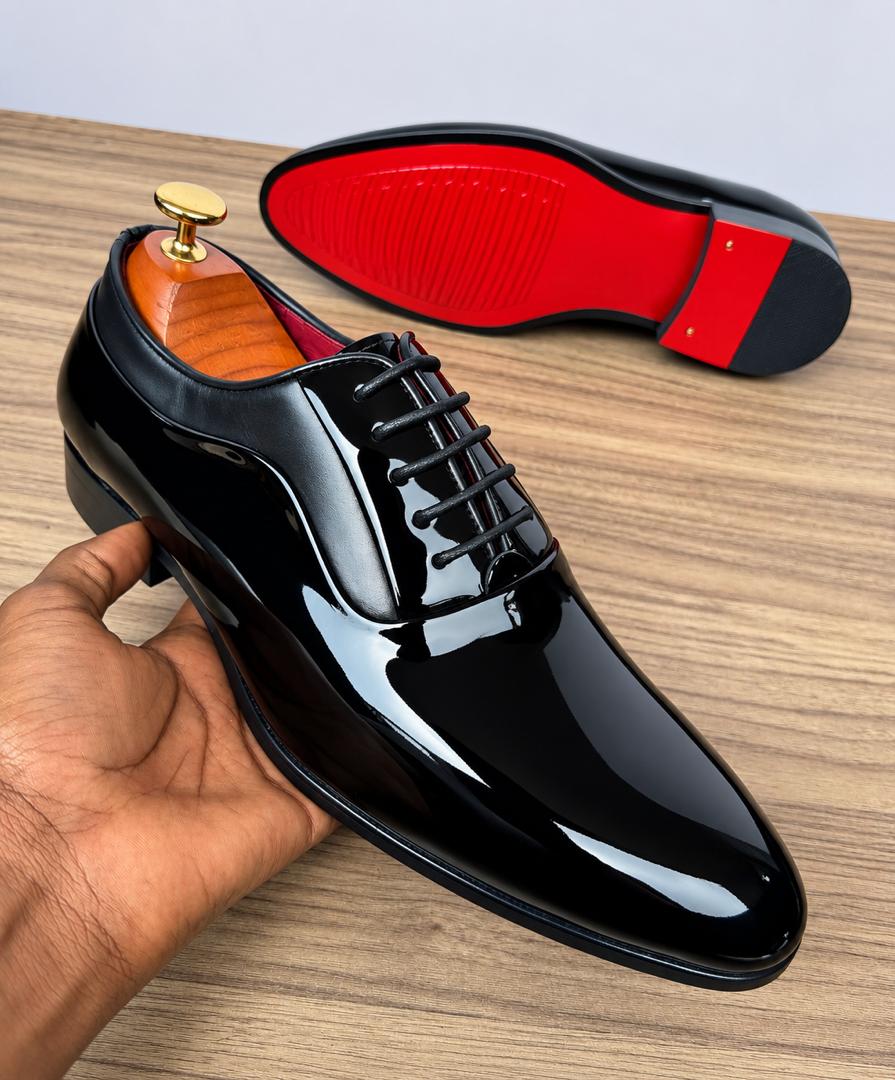 Glossy black patent leather Oxford dress shoe
