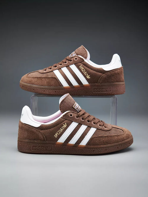 Adidas Handball Spezial in a brown and cream-white