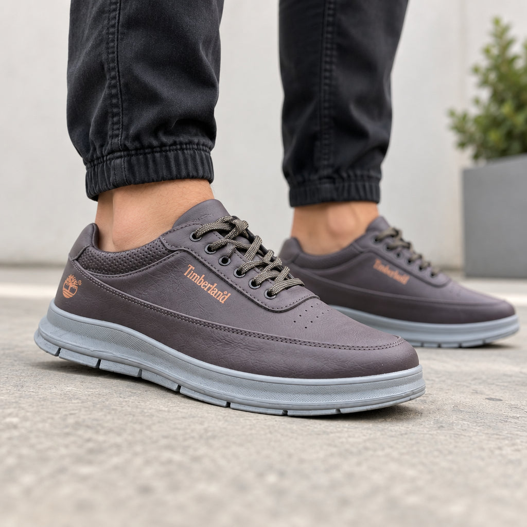 stylish brown Timberland casual low sneakers