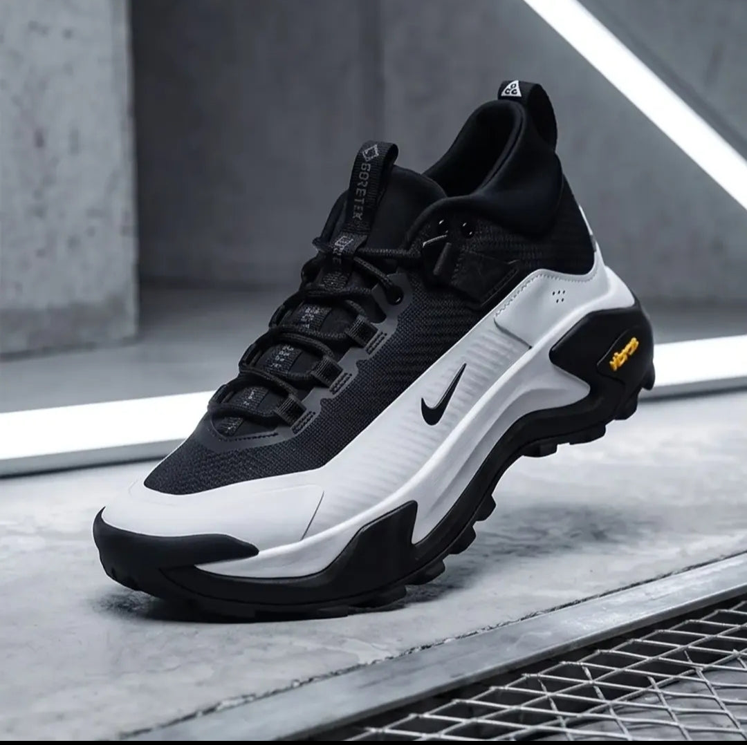 Nike ACG Zegama / Mountain Fly style sneaker
