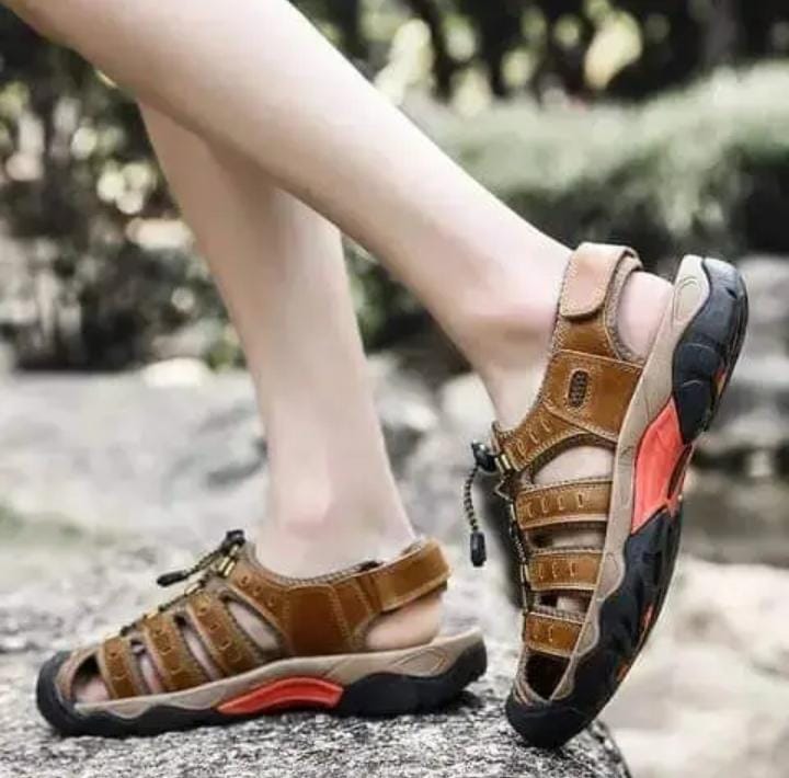 Brown leather men's outdoor hiking sandals