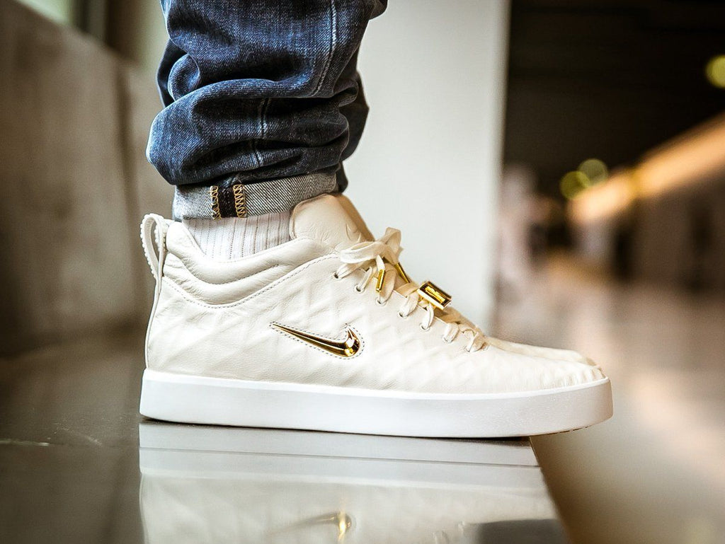 Nike Tiempo Vetta '17 sneakers