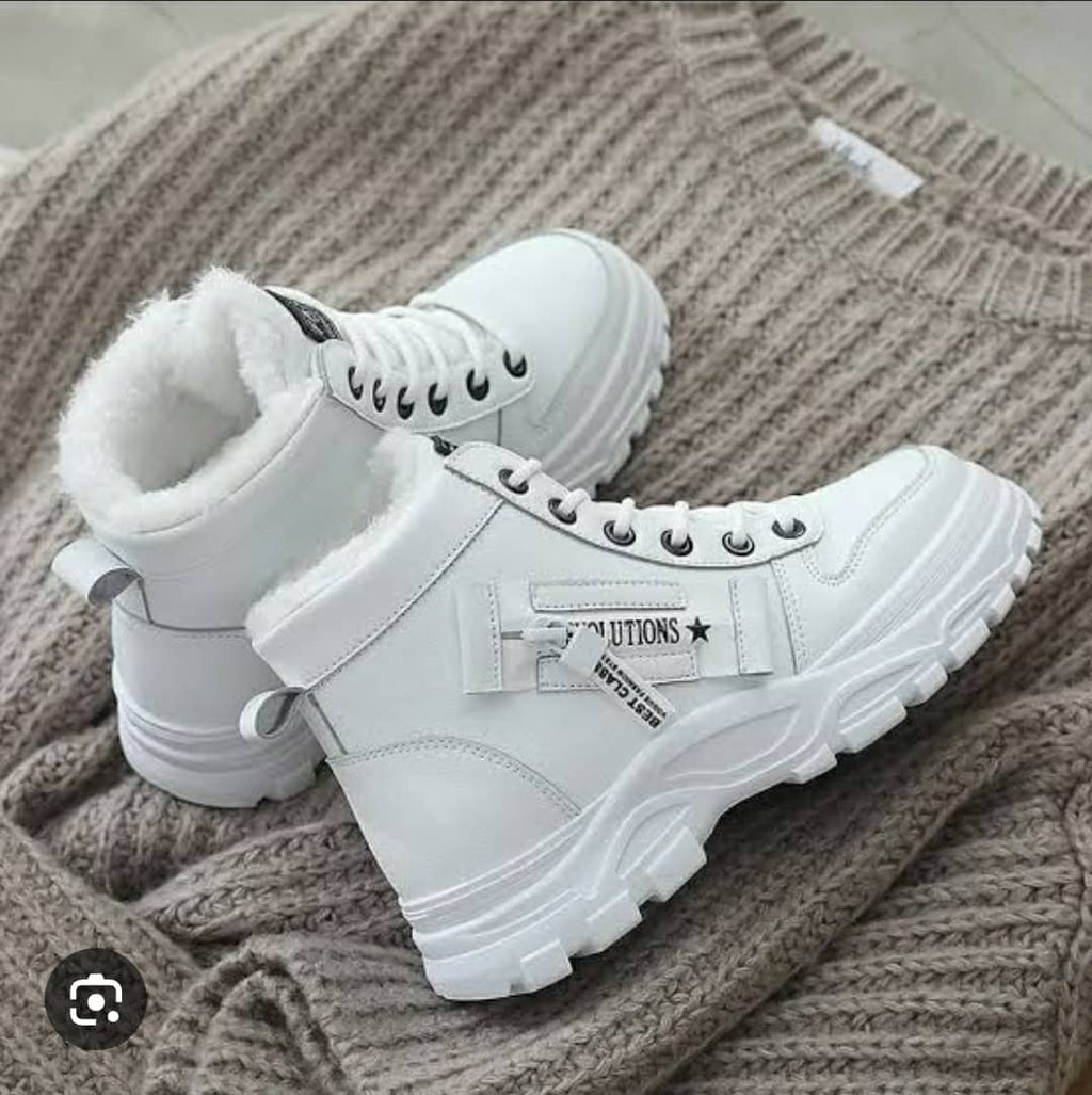 women's fur-lined platform ankle boots