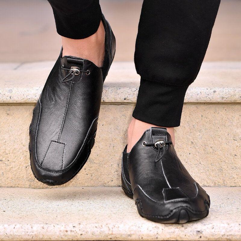 Black slip-on leather casual men's moccasins